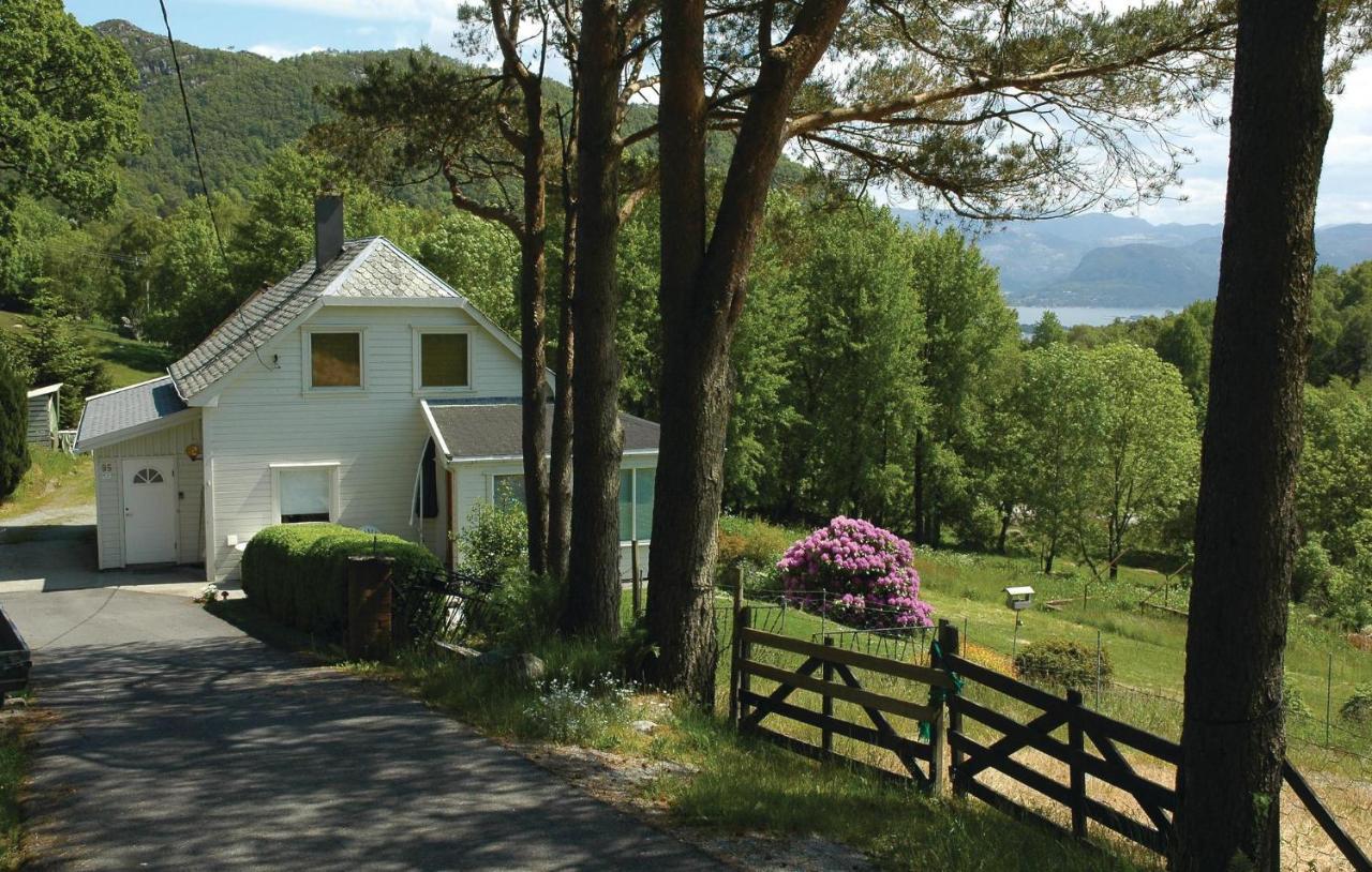 Stunning Home In Tau With House A Mountain View Экстерьер фото